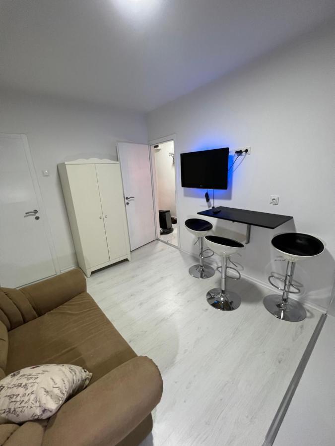 Apartman Paola - Massage Chair- 0-24 Self Check In Out- Zupanja Exterior foto