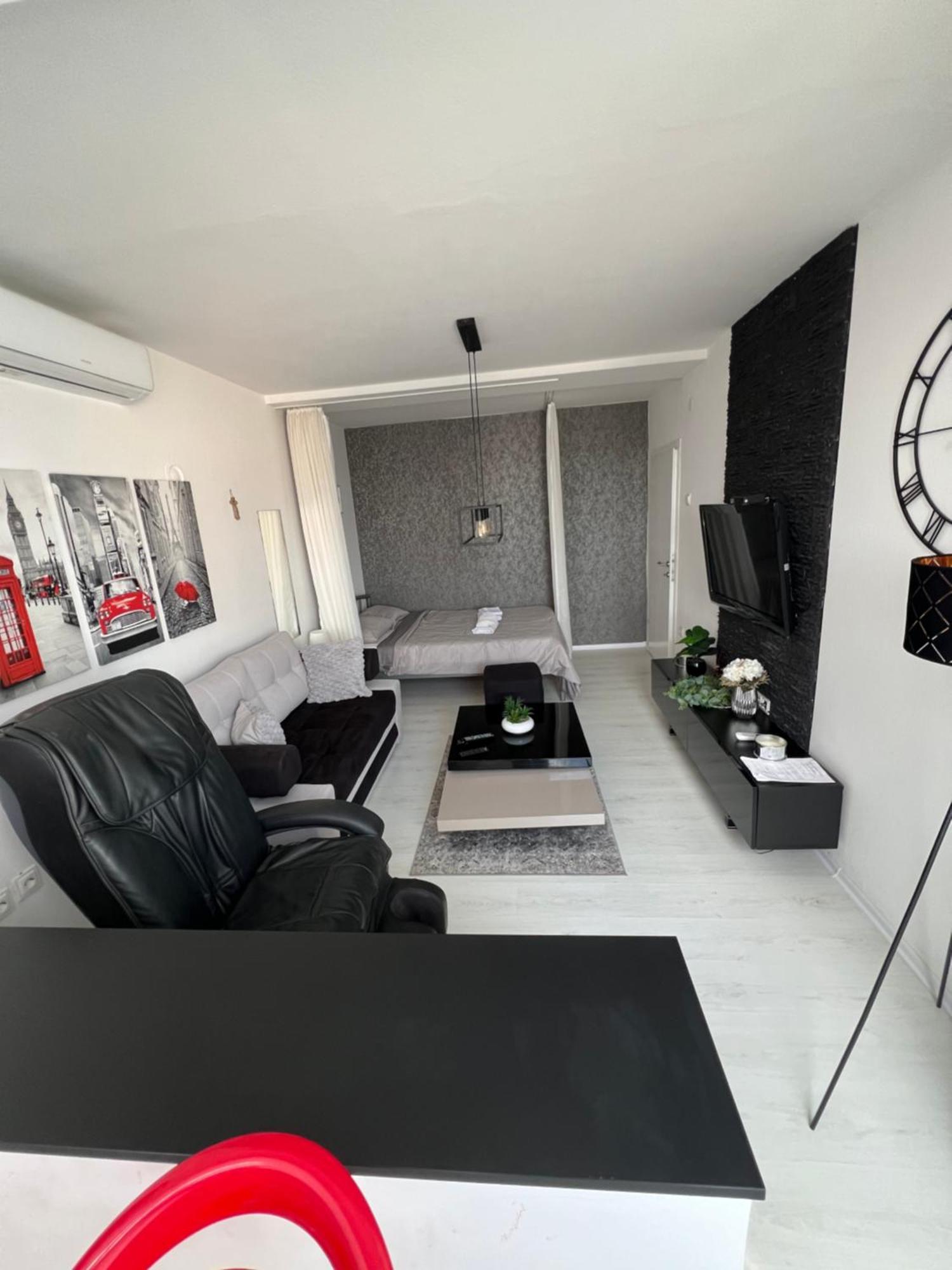 Apartman Paola - Massage Chair- 0-24 Self Check In Out- Zupanja Exterior foto
